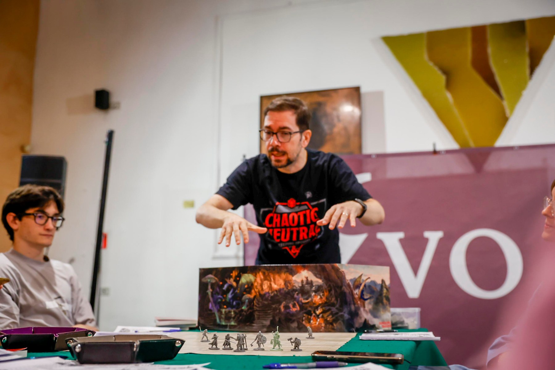 Giocatori durante l’esperienza di gioco di ruolo